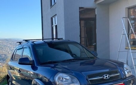 Hyundai Tucson III, 2008 год, 690 000 рублей, 2 фотография