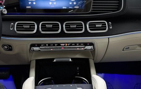 Mercedes-Benz GLE, 2024 год, 13 999 000 рублей, 30 фотография