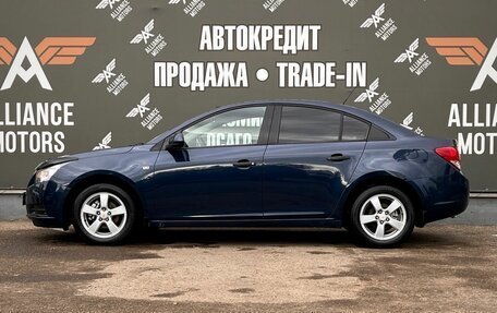 Chevrolet Cruze II, 2011 год, 740 000 рублей, 4 фотография