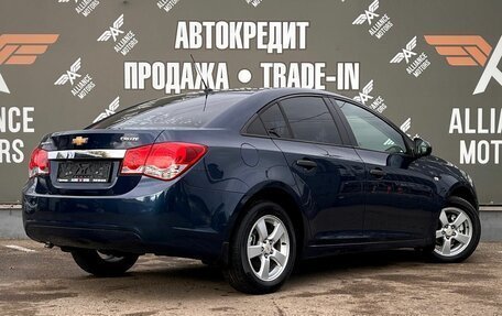 Chevrolet Cruze II, 2011 год, 740 000 рублей, 8 фотография