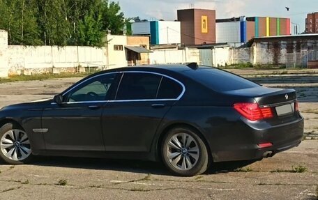 BMW 7 серия, 2010 год, 1 550 000 рублей, 9 фотография