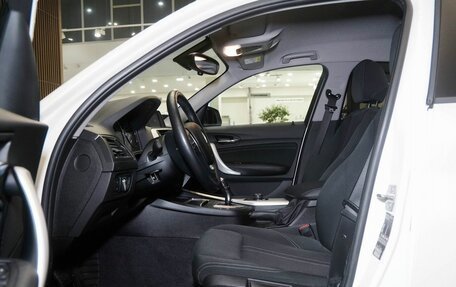 BMW 1 серия, 2018 год, 2 200 000 рублей, 10 фотография