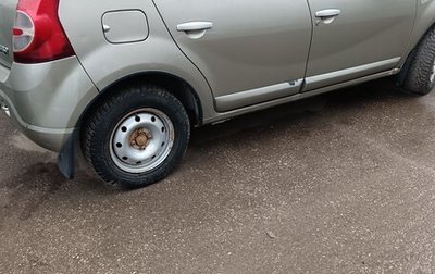 Renault Sandero I, 2011 год, 450 000 рублей, 1 фотография