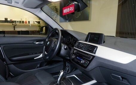 BMW 1 серия, 2018 год, 2 200 000 рублей, 19 фотография