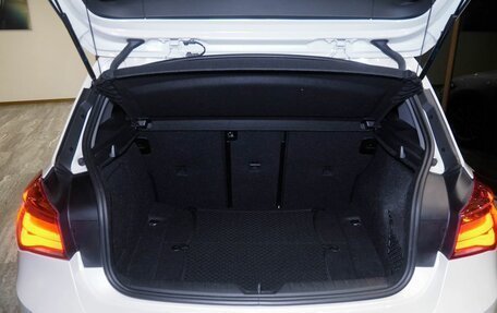 BMW 1 серия, 2018 год, 2 200 000 рублей, 24 фотография