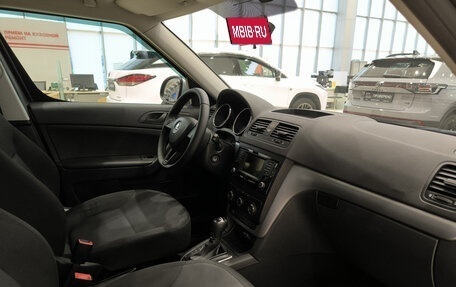 Skoda Yeti I рестайлинг, 2017 год, 1 650 000 рублей, 13 фотография