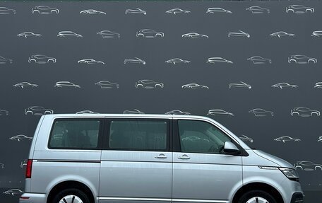 Volkswagen Caravelle T6 рестайлинг, 2021 год, 5 457 800 рублей, 12 фотография