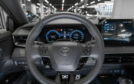 Toyota Camry, 2025 год, 4 700 000 рублей, 11 фотография