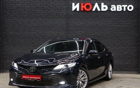 Toyota Camry, 2018 год, 3 000 000 рублей, 1 фотография