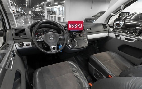 Volkswagen Multivan T5, 2015 год, 2 880 000 рублей, 7 фотография