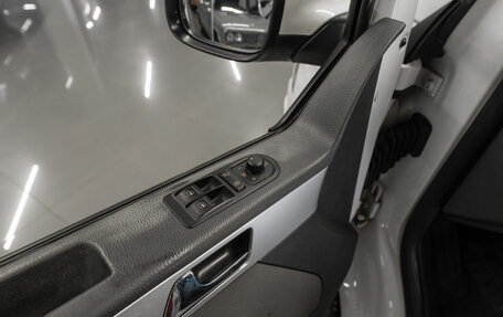 Volkswagen Multivan T5, 2015 год, 2 880 000 рублей, 17 фотография