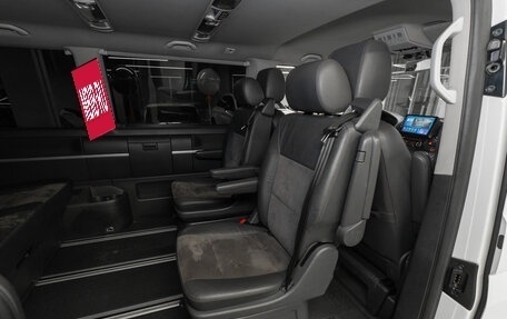 Volkswagen Multivan T5, 2015 год, 2 880 000 рублей, 13 фотография