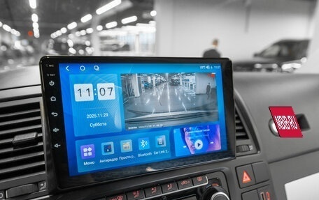 Volkswagen Multivan T5, 2015 год, 2 880 000 рублей, 21 фотография