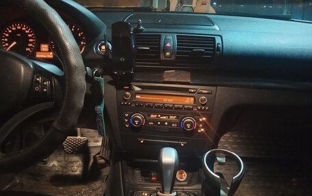 BMW 1 серия, 2007 год, 750 000 рублей, 13 фотография