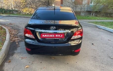 Hyundai Solaris II рестайлинг, 2011 год, 660 000 рублей, 9 фотография