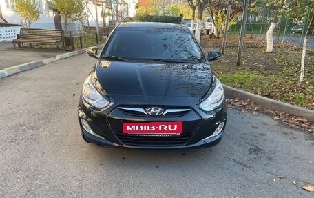 Hyundai Solaris II рестайлинг, 2011 год, 660 000 рублей, 5 фотография