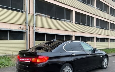 BMW 5 серия, 2011 год, 1 300 000 рублей, 2 фотография