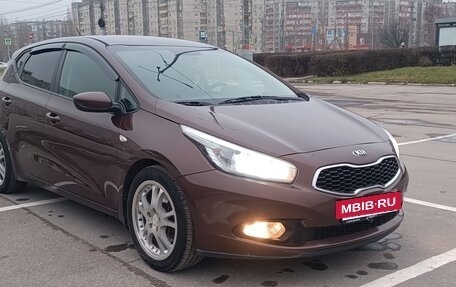 KIA cee'd III, 2012 год, 15 фотография
