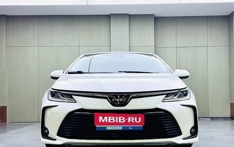 Toyota Corolla, 2022 год, 1 350 032 рублей, 2 фотография