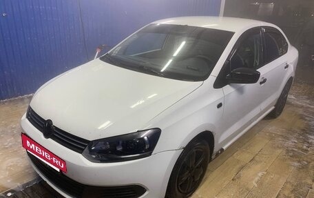 Volkswagen Polo VI (EU Market), 2013 год, 570 000 рублей, 3 фотография