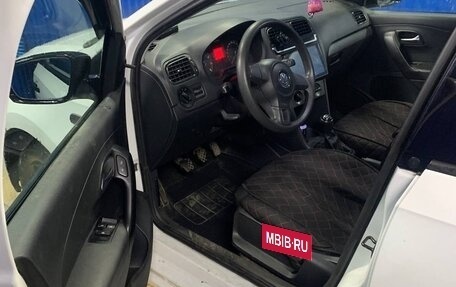 Volkswagen Polo VI (EU Market), 2013 год, 570 000 рублей, 13 фотография