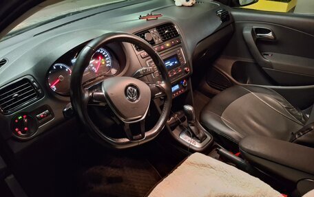 Volkswagen Polo VI (EU Market), 2015 год, 1 000 000 рублей, 2 фотография