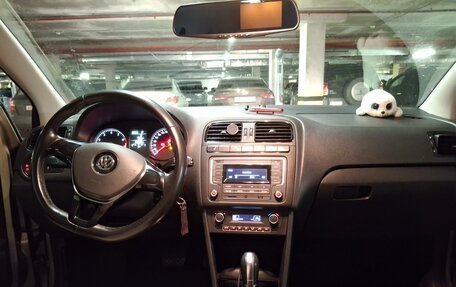 Volkswagen Polo VI (EU Market), 2015 год, 1 000 000 рублей, 8 фотография