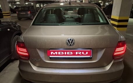 Volkswagen Polo VI (EU Market), 2015 год, 1 000 000 рублей, 5 фотография