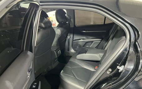 Toyota Camry, 2020 год, 3 200 000 рублей, 11 фотография