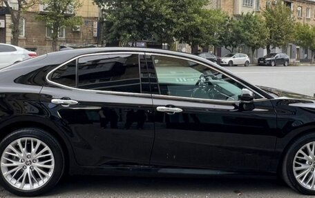 Toyota Camry, 2020 год, 3 200 000 рублей, 5 фотография