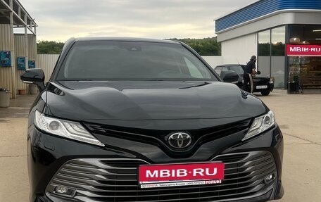 Toyota Camry, 2020 год, 3 200 000 рублей, 1 фотография