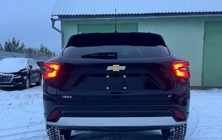 Chevrolet Trax, 2024 год, 2 050 000 рублей, 3 фотография