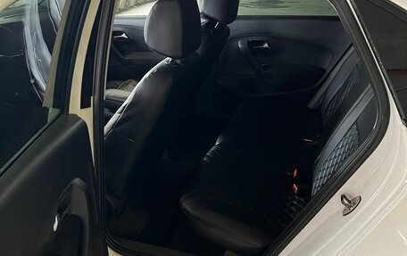 Volkswagen Polo VI (EU Market), 2013 год, 950 000 рублей, 18 фотография