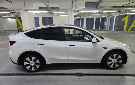 Tesla Model Y I, 2021 год, 4 490 000 рублей, 2 фотография