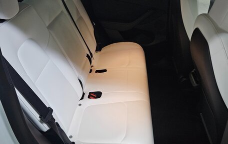 Tesla Model Y I, 2021 год, 4 490 000 рублей, 20 фотография