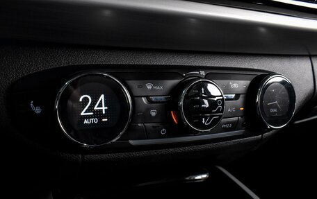 CheryExeed TXL, 2021 год, 1 939 000 рублей, 14 фотография