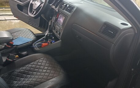 Volkswagen Jetta VI, 2016 год, 1 400 000 рублей, 6 фотография