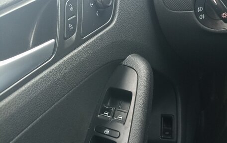 Volkswagen Jetta VI, 2016 год, 1 400 000 рублей, 16 фотография