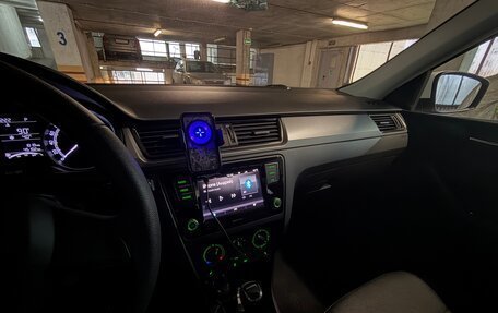 Skoda Rapid I, 2019 год, 1 600 000 рублей, 11 фотография