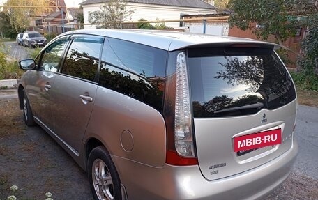 Mitsubishi Grandis, 2008 год, 800 000 рублей, 3 фотография