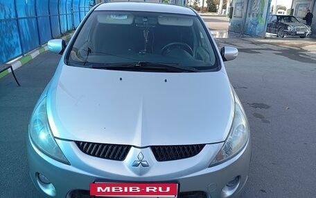 Mitsubishi Grandis, 2008 год, 800 000 рублей, 10 фотография