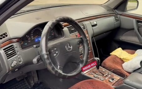 Mercedes-Benz E-Класс, 2001 год, 380 000 рублей, 7 фотография