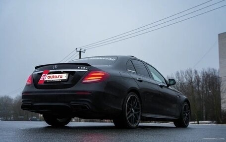 Mercedes-Benz E-Класс AMG, 2018 год, 5 950 000 рублей, 2 фотография