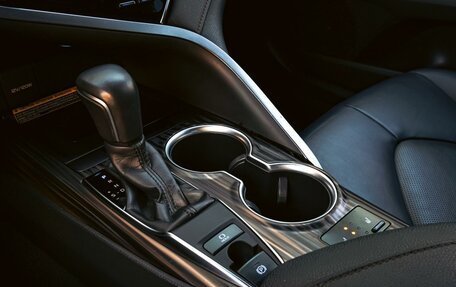Toyota Camry, 2019 год, 2 990 000 рублей, 12 фотография