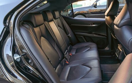 Toyota Camry, 2019 год, 2 990 000 рублей, 7 фотография