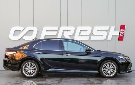 Toyota Camry, 2019 год, 2 990 000 рублей, 5 фотография