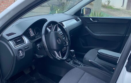 Skoda Rapid I, 2014 год, 1 250 000 рублей, 10 фотография