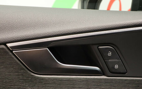 Audi A4, 2019 год, 2 559 000 рублей, 24 фотография