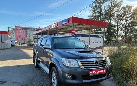 Toyota Hilux VII, 2013 год, 1 990 000 рублей, 1 фотография