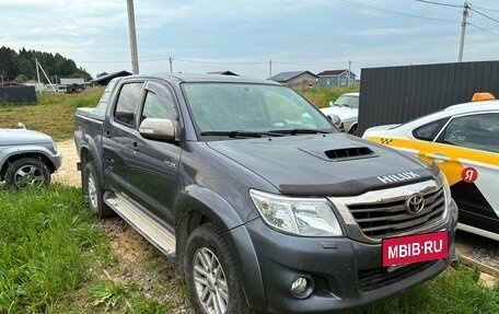 Toyota Hilux VII, 2013 год, 1 990 000 рублей, 4 фотография